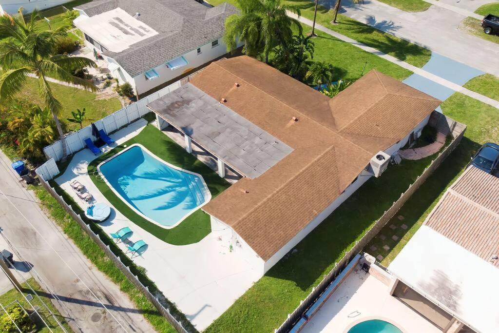 Luxurious & Modern Open Floor Plan Heated Pool Villa Hollywood Bagian luar foto